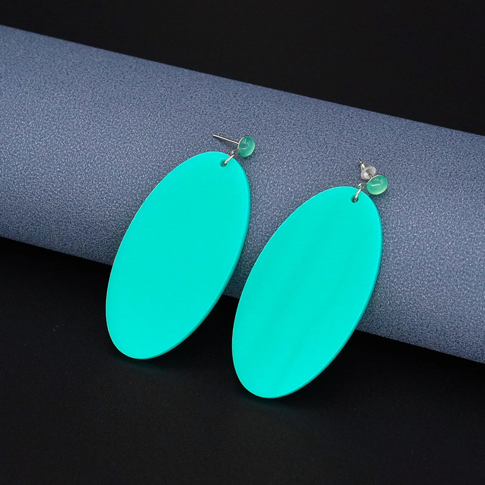 "Elegant Green Cosplay Earrings & Necklace – Anime-Inspired Jewelry"