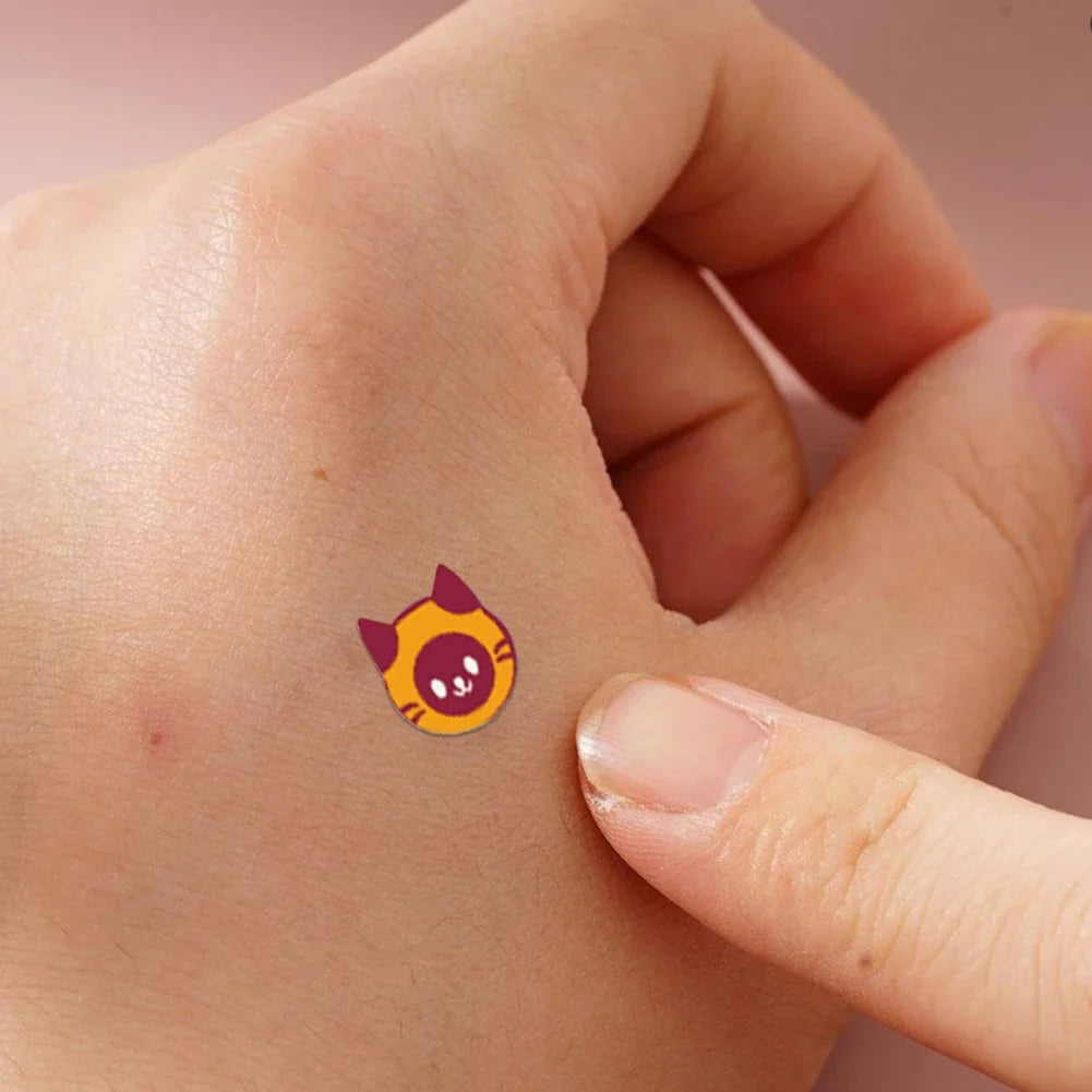 20/24pcs Hydrocolloid Acne Patches – Cute Cat-Themed Pimple Stickers (Golden Kitty, Snowy Paw, Holiday Cheer)