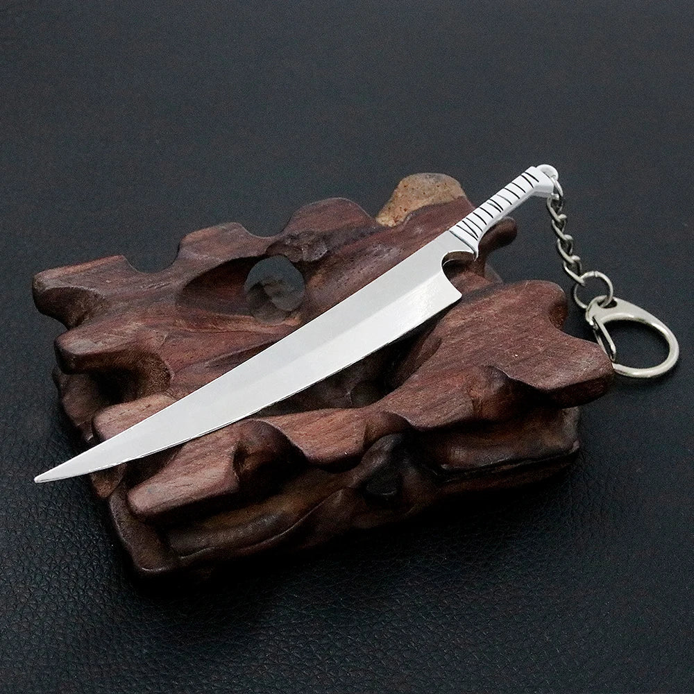 Anime-Inspired Sword Keychain – Miniature Metal Katana Pendant Keyring