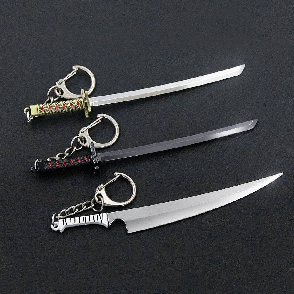 Anime-Inspired Sword Keychain – Miniature Metal Katana Pendant Keyring