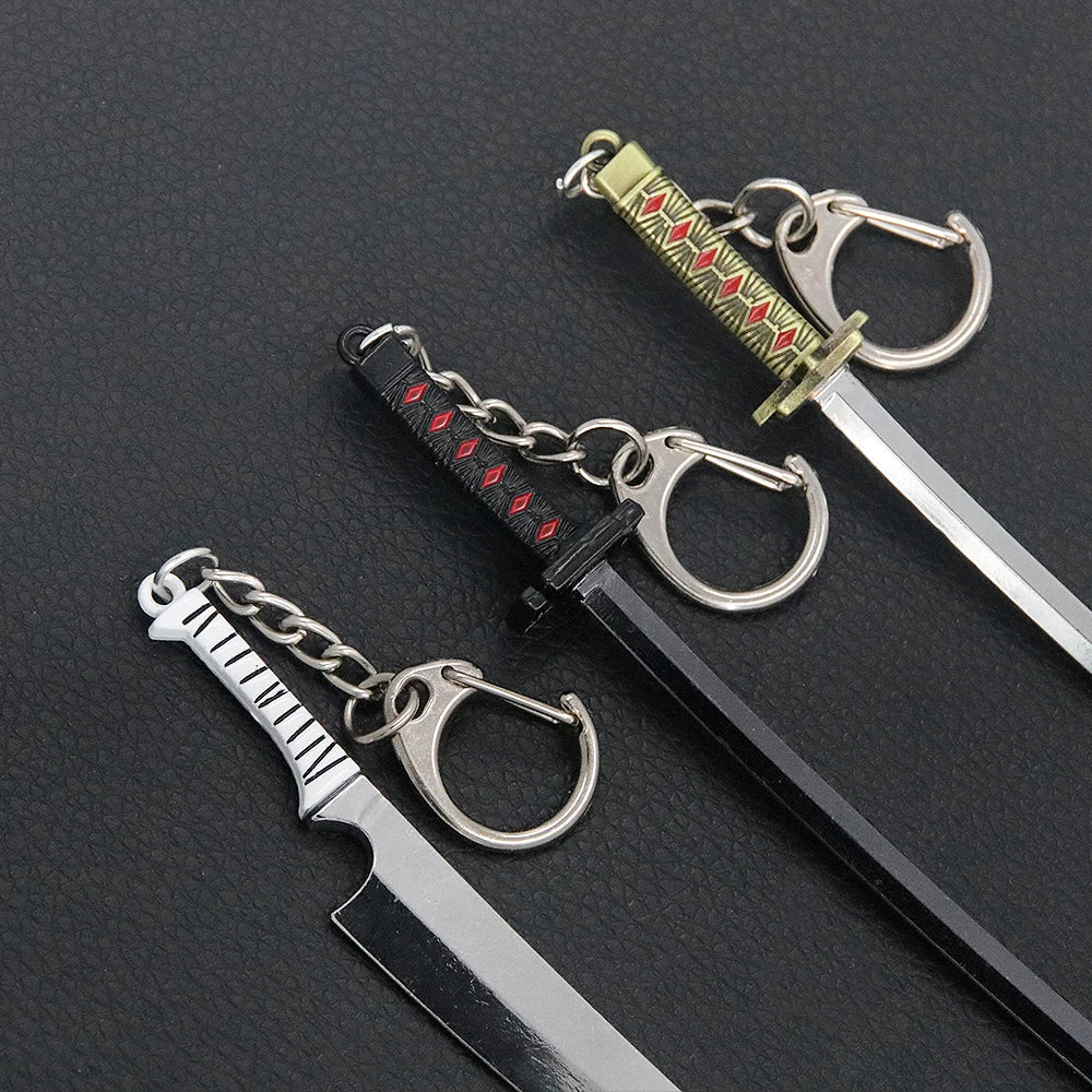 Anime-Inspired Sword Keychain – Miniature Metal Katana Pendant Keyring